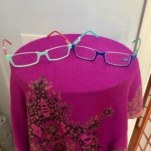 Peepers reading glasses 2 pair NEW 2.0 magnification